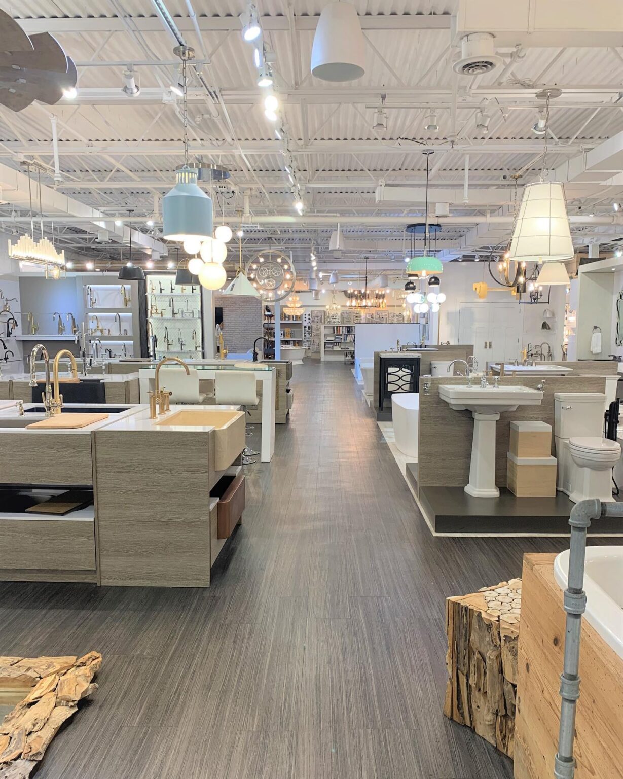 PlumberSpots - Find Pro Plumbing Supply Stores